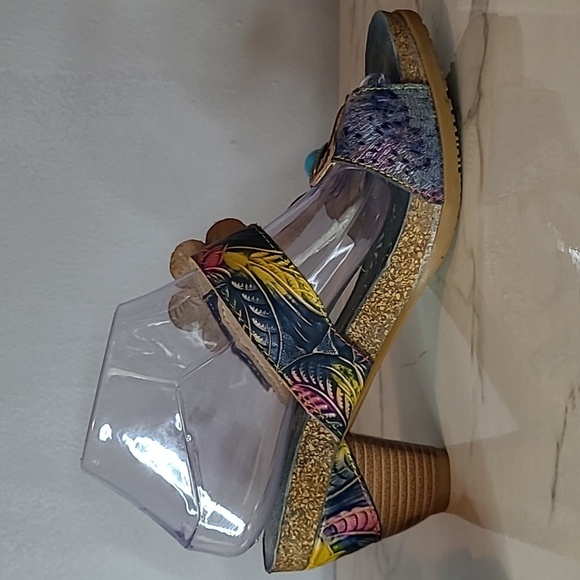 Spring Step L'Artiste Leather Colorful Floral Embossed Slip-on Sandals 9 Boho - Picture 6 of 16